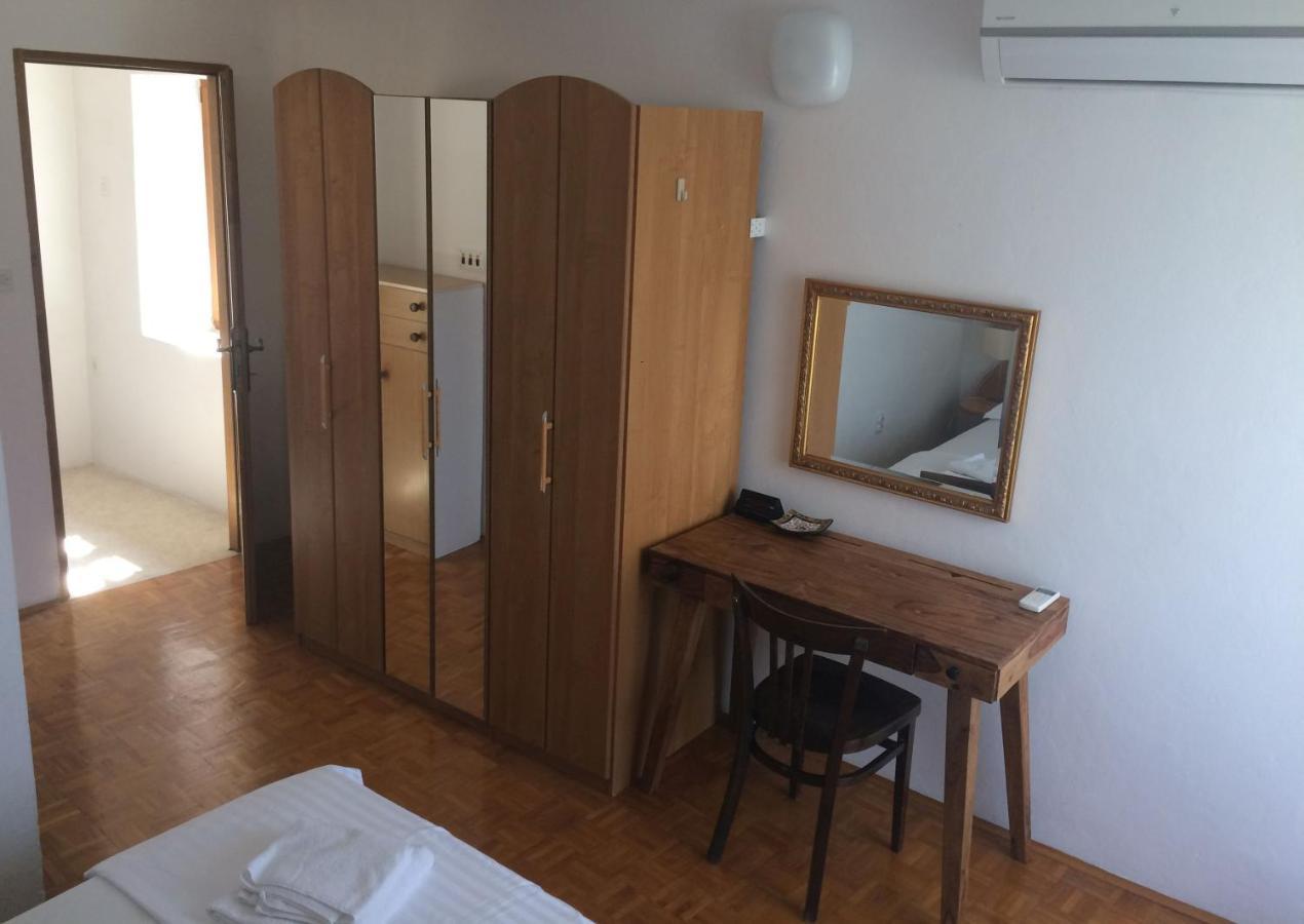 Willa Authentico Deluxe Stari Grad Stari Grad  Zewnętrze zdjęcie